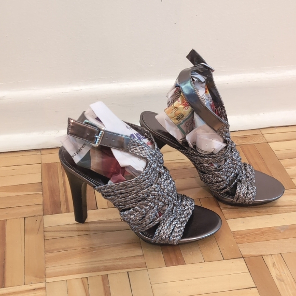 Lauren Ralph Lauren Heels Size 5.5